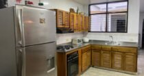 Vende Casa Dúplex En Medellín, Barrio Simón Bolívar.