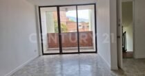 RENTO APARTAMENTO EN ALMERIA