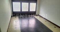 RENTO CASA PARA OFICINA O EMPRESA  EN EL SETOR DEL ESTADIO