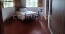 SE RENTA CASA-FINCA EN SECTOR LAS LOMITAS DE BARBOSA